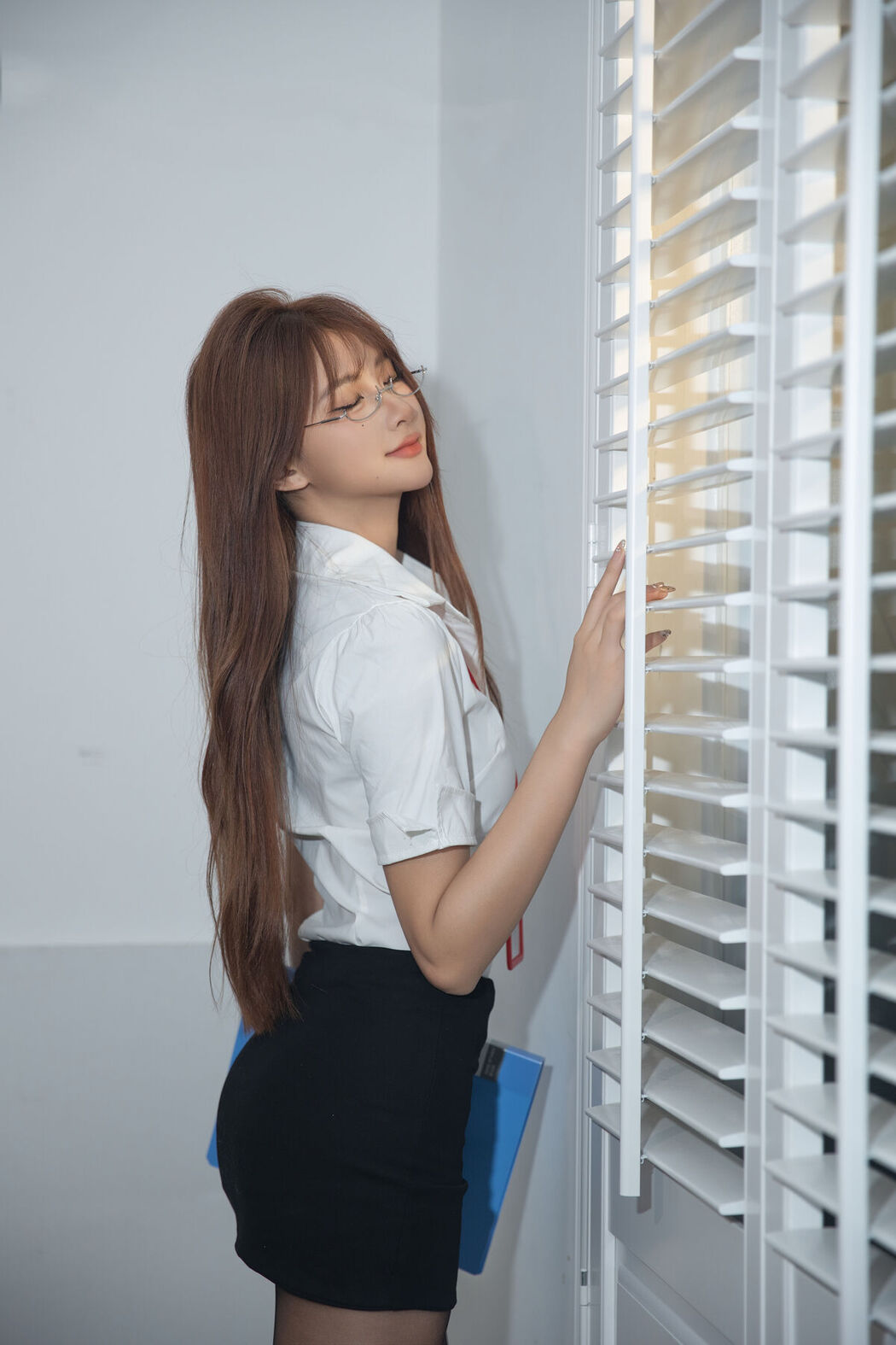 YiTuYu艺图语 Vol.7445 Xiao Wen