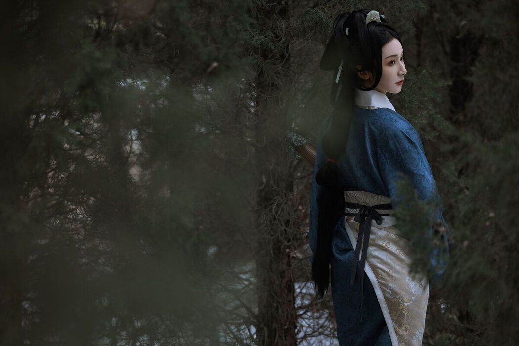 YiTuYu艺图语 Vol.7431 Zhi Yu Qian Deng