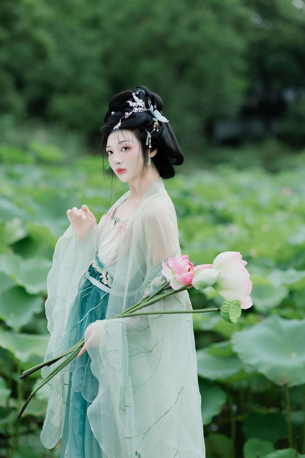 YiTuYu艺图语 Vol.7508 Zhuang Zi Qing