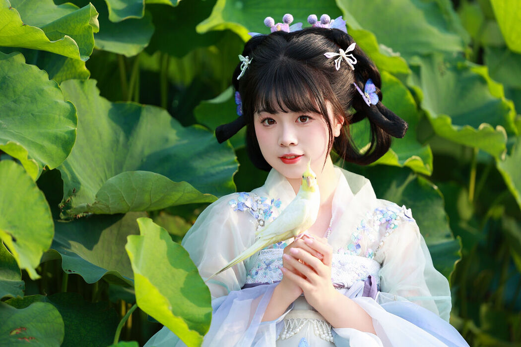 YiTuYu艺图语 Vol.7404 Yi Ming