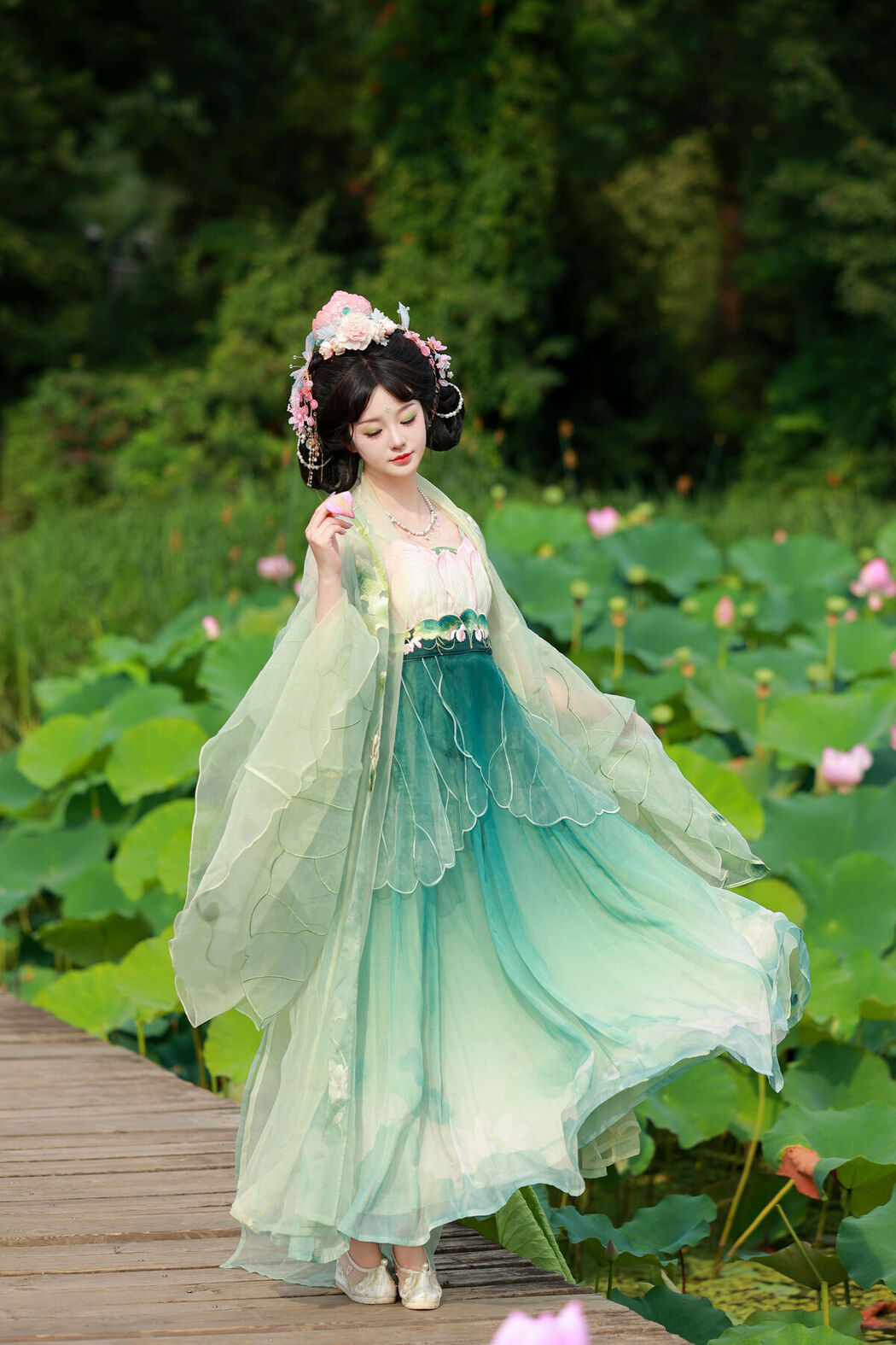 YiTuYu艺图语 Vol.7407 Bu Ke Ai De He He Miao