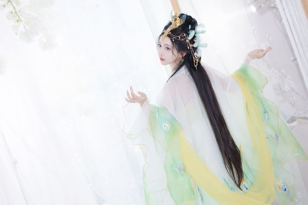 YiTuYu艺图语 Vol.7394 Qi Luo Sheng De Xiao Su Su