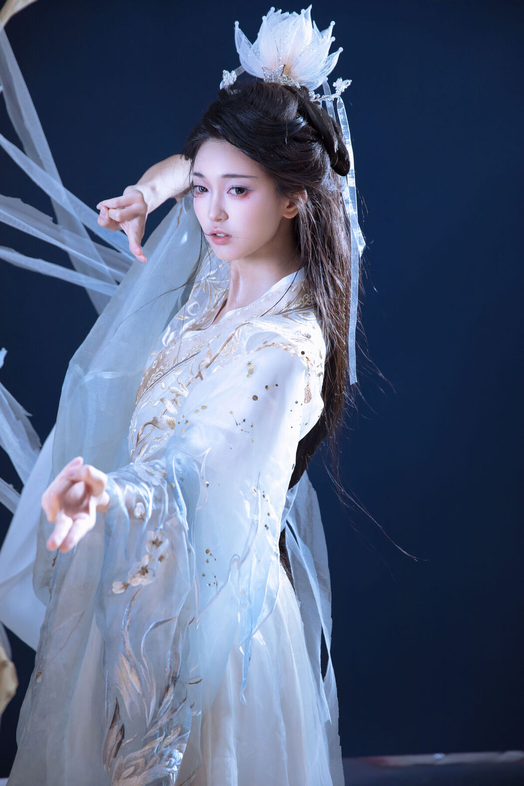 YiTuYu艺图语 Vol.7417 Leng Ku Wang Ye