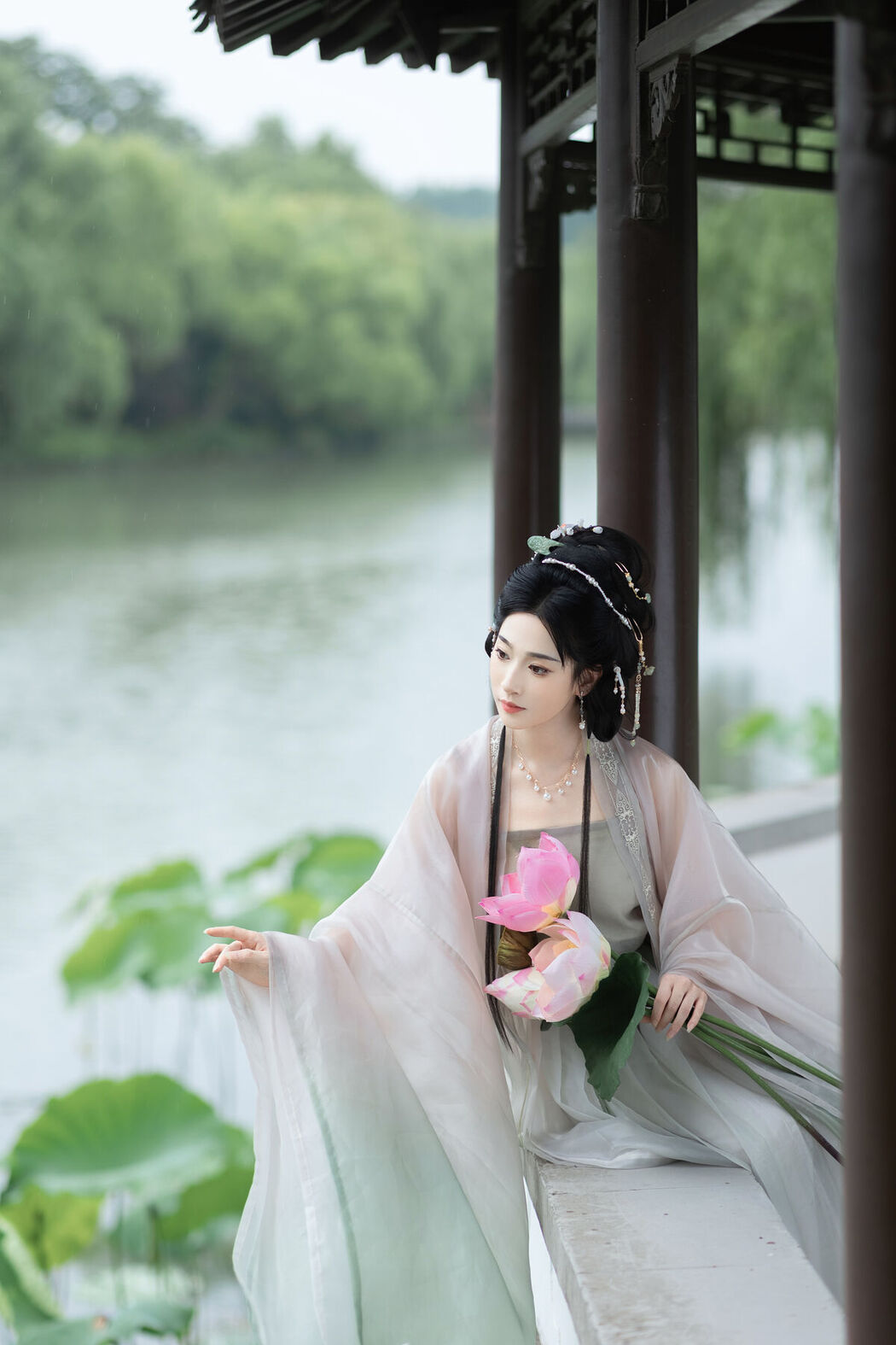 YiTuYu艺图语 Vol.7383 La Tu Tou