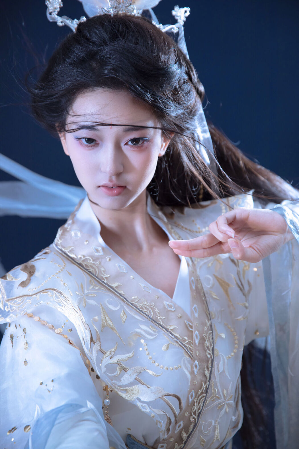 YiTuYu艺图语 Vol.7417 Leng Ku Wang Ye