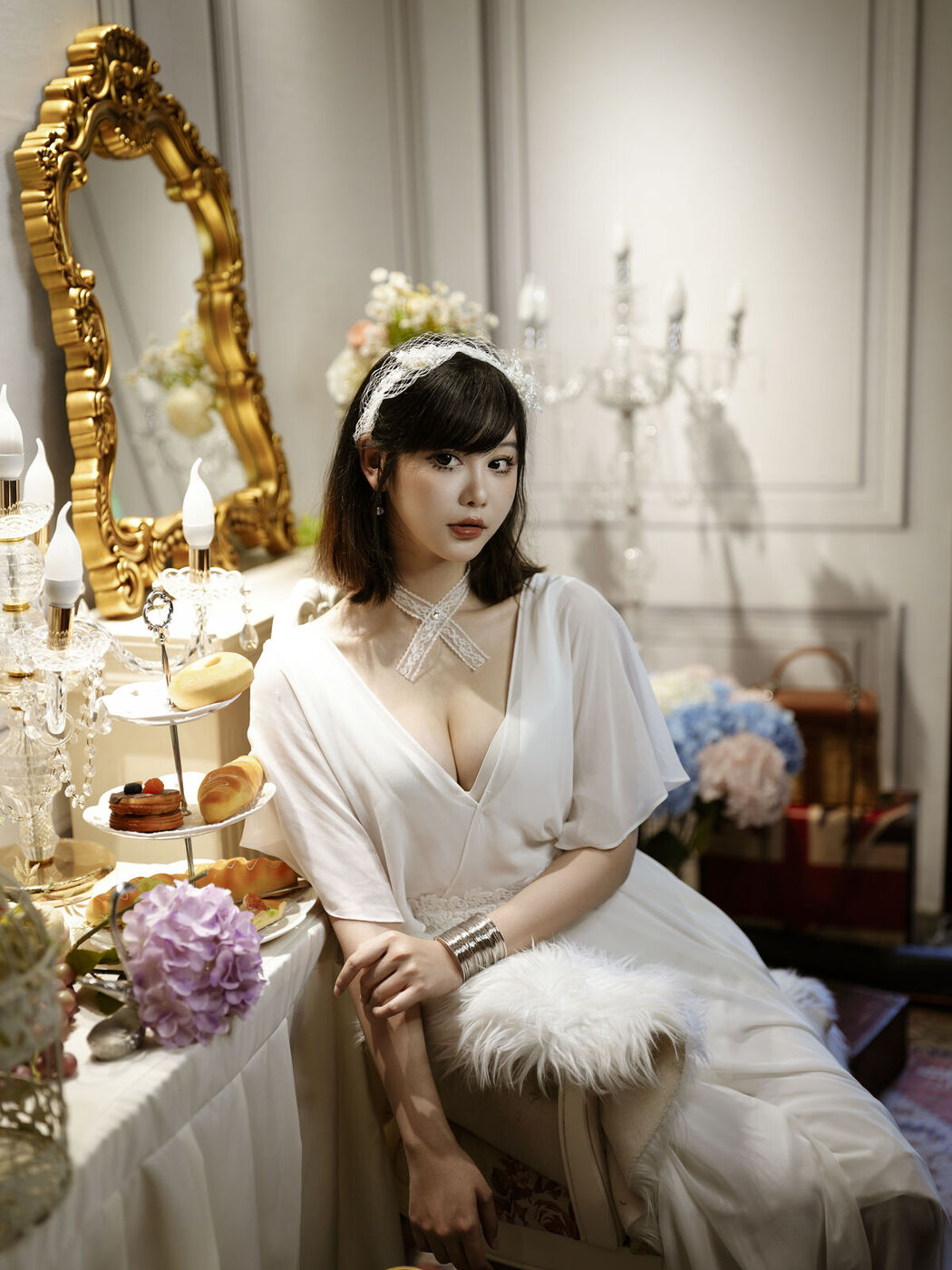 YiTuYu艺图语 Vol.7506 Zuo Yi