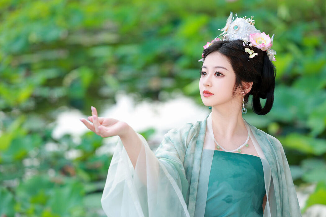 YiTuYu艺图语 Vol.7419 Bu Ke Ai De He He Miao