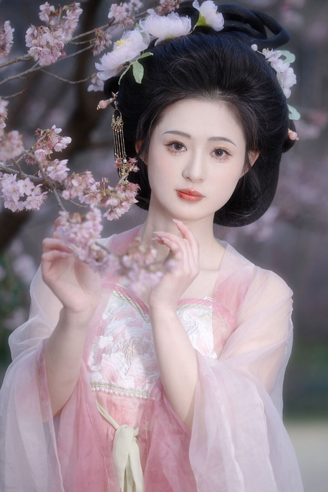 YiTuYu艺图语 Vol.7504 Yu Yuan Yi Wan Cover Photo