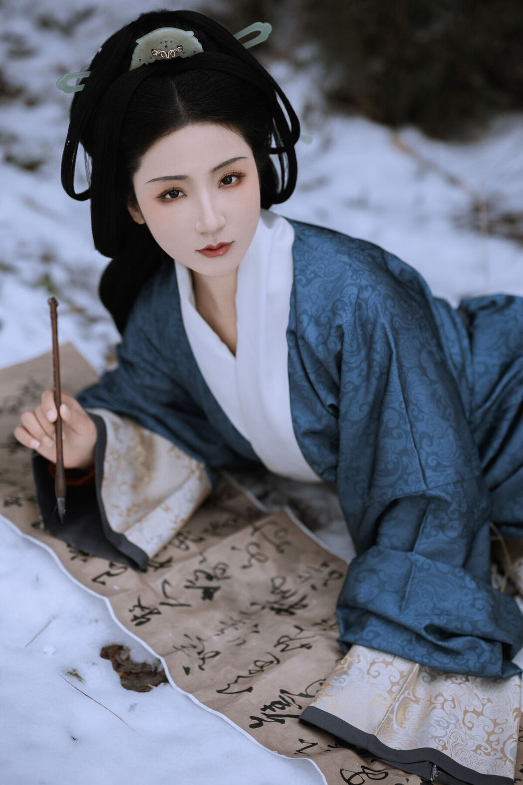 YiTuYu艺图语 Vol.7431 Zhi Yu Qian Deng