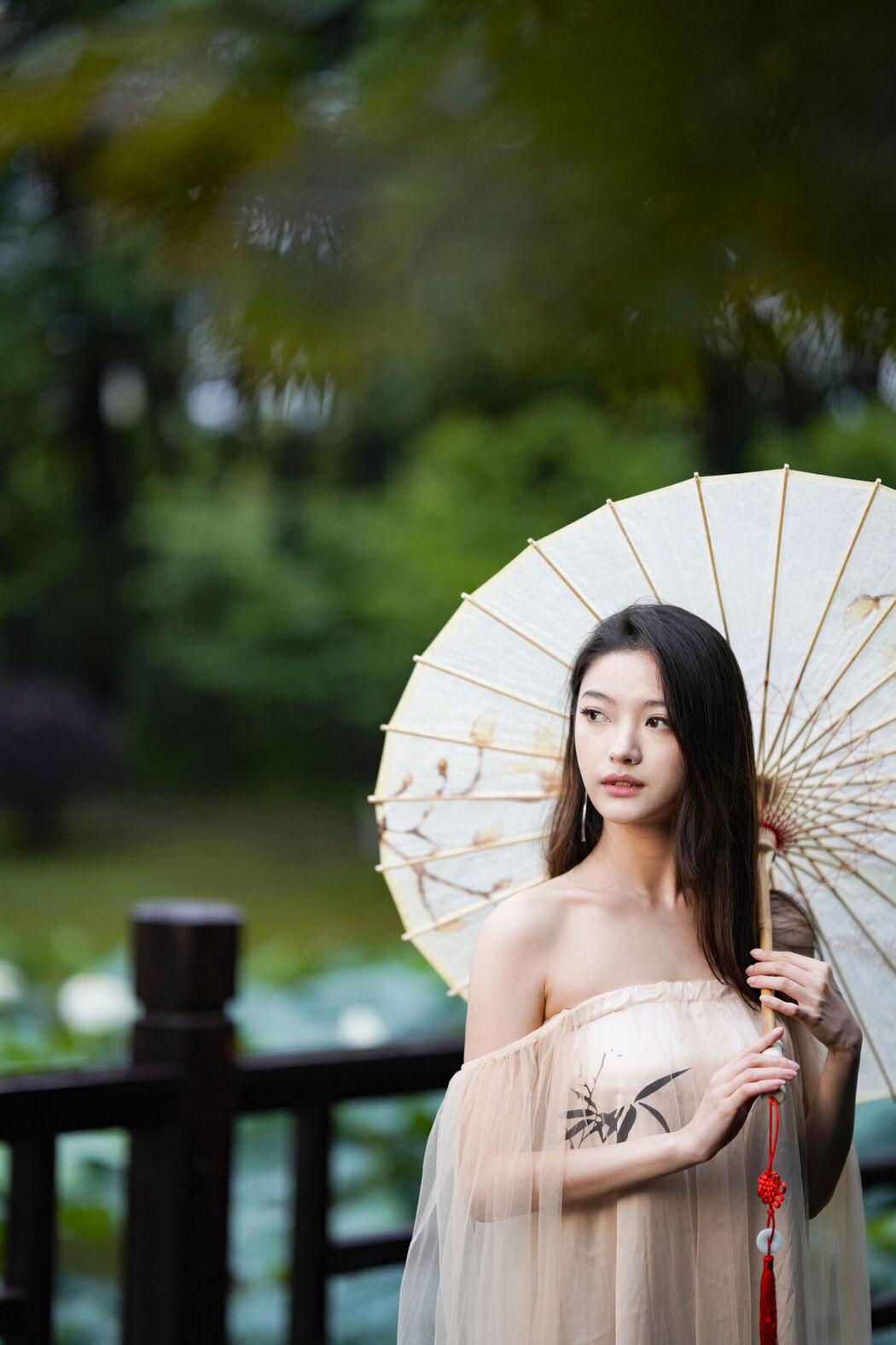 YiTuYu艺图语 Vol.7412 Yu Yan Jia