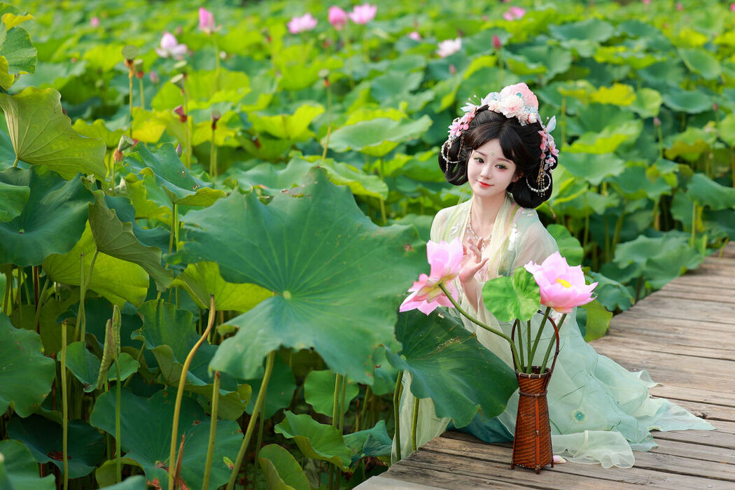 YiTuYu艺图语 Vol.7407 Bu Ke Ai De He He Miao