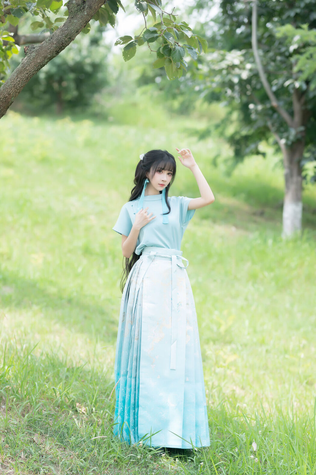 YiTuYu艺图语 Vol.7406 Qi Luo Sheng De Xiao Su Su