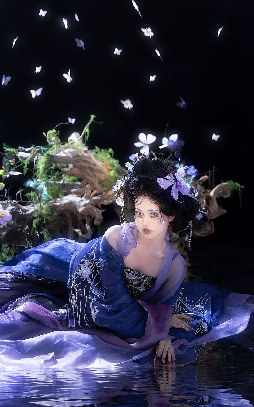 YiTuYu艺图语 Vol.7493 Yue Yue Er Yu Shi