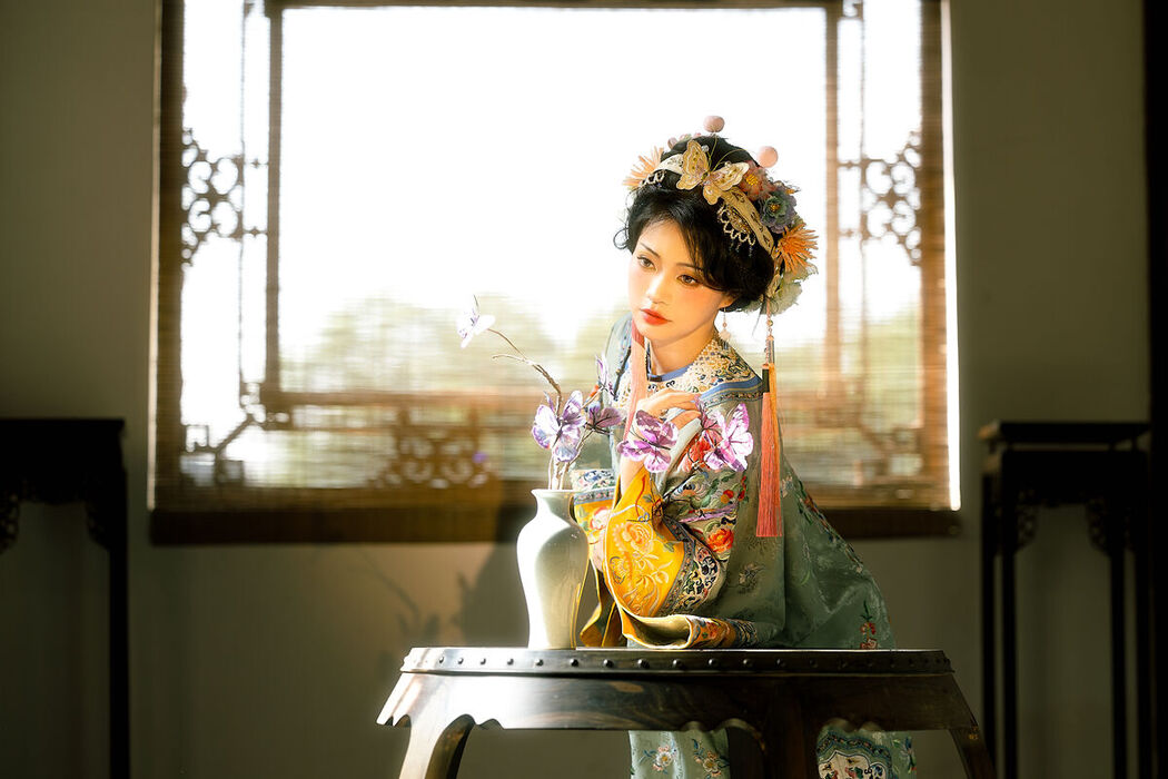YiTuYu艺图语 Vol.7346 Yue Yue Er Yu Shi