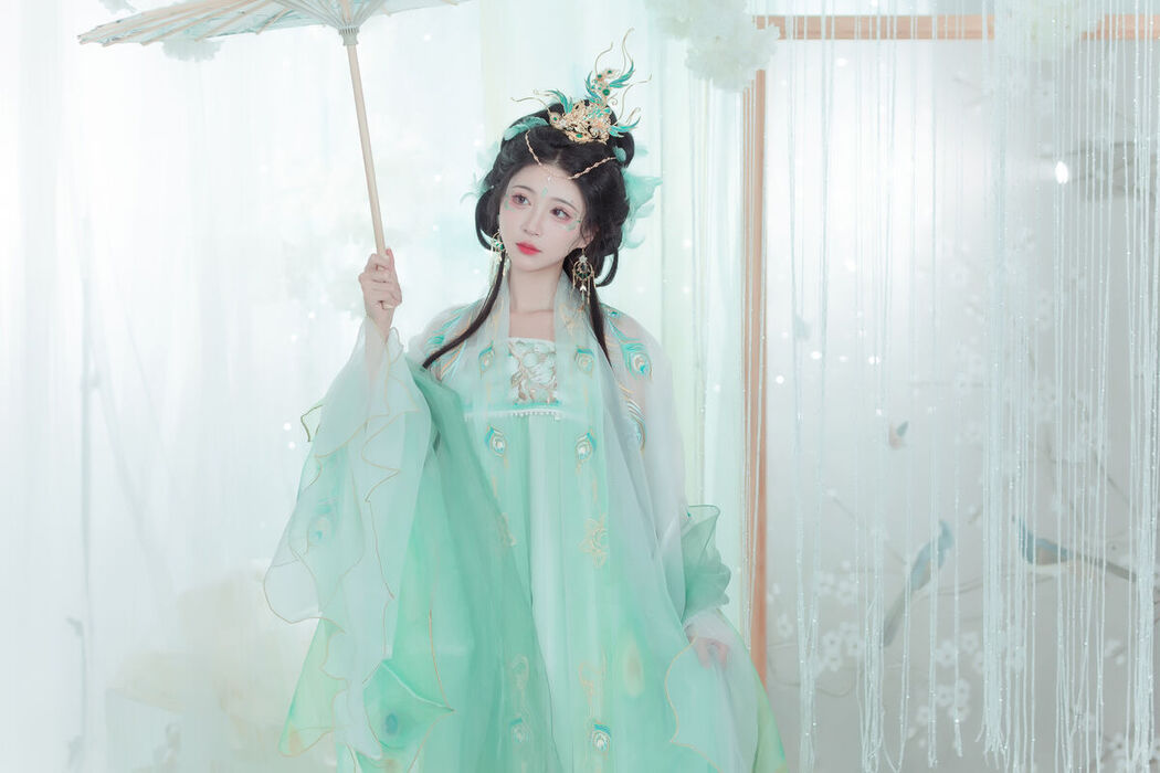 YiTuYu艺图语 Vol.7451 Qi Luo Sheng De Xiao Su Su