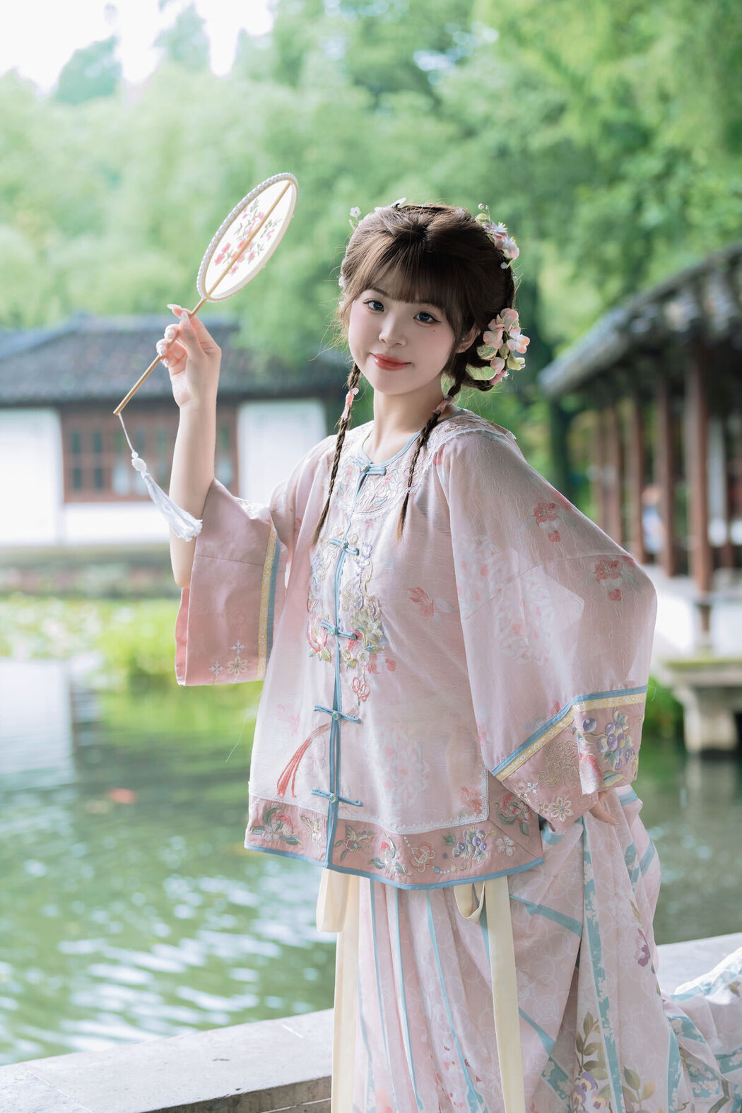 YiTuYu艺图语 Vol.7341 Sai De Guo Xi Li Ma
