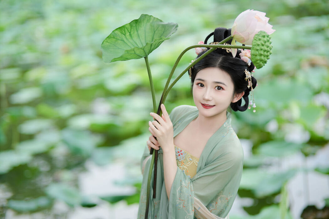 YiTuYu艺图语 Vol.7529 Dan Gao De Dan Dan