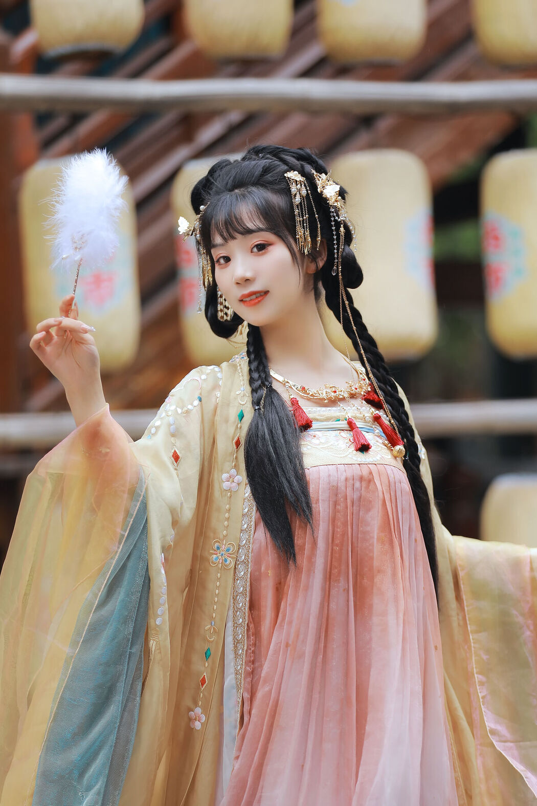 YiTuYu艺图语 Vol.7379 Zhou Zhou Ay