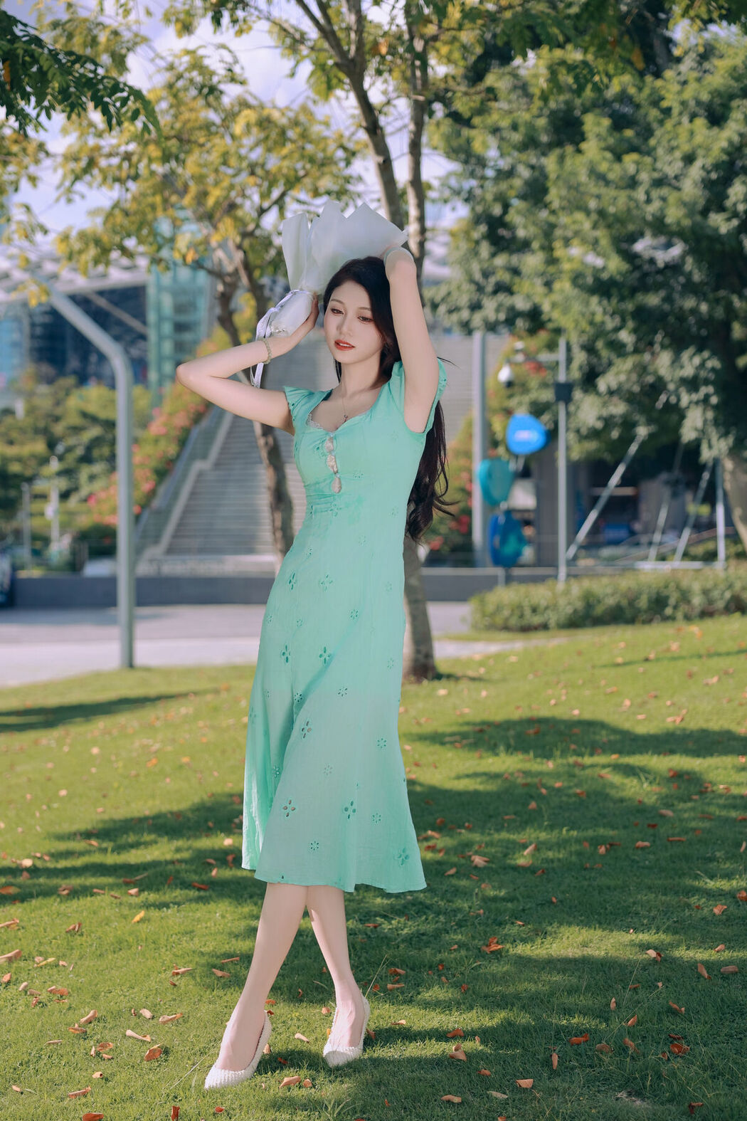 YiTuYu艺图语 Vol.7492 Liu Liu