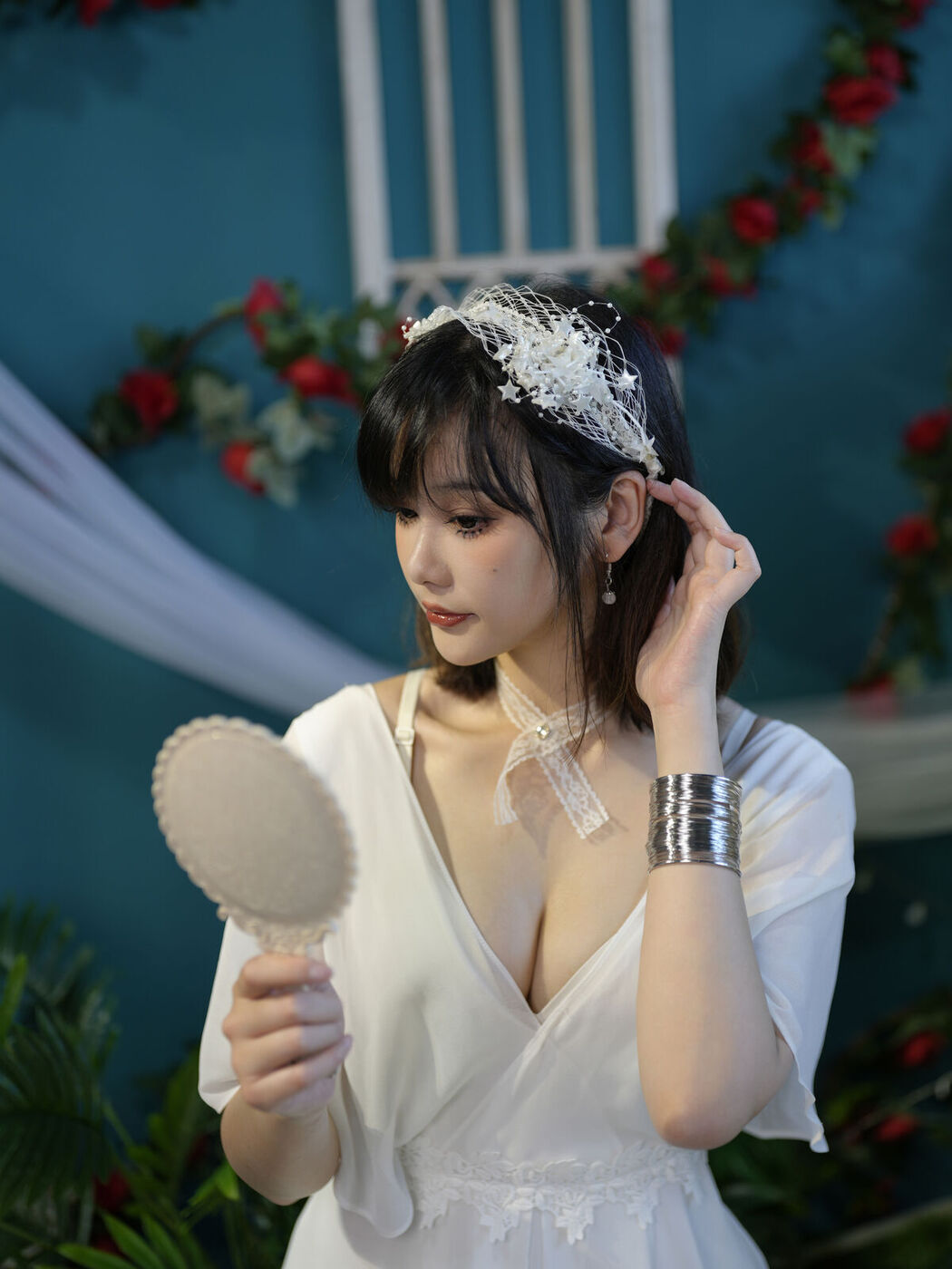 YiTuYu艺图语 Vol.7506 Zuo Yi