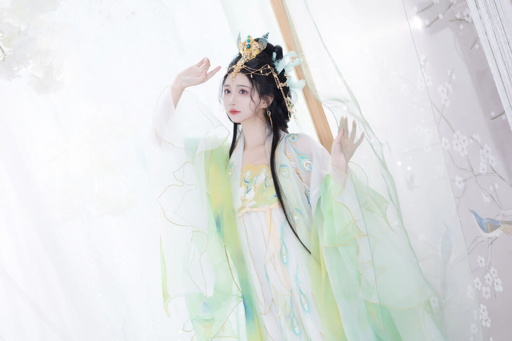 YiTuYu艺图语 Vol.7394 Qi Luo Sheng De Xiao Su Su