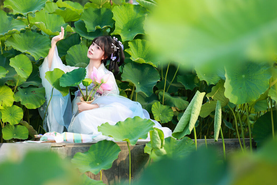 YiTuYu艺图语 Vol.7404 Yi Ming