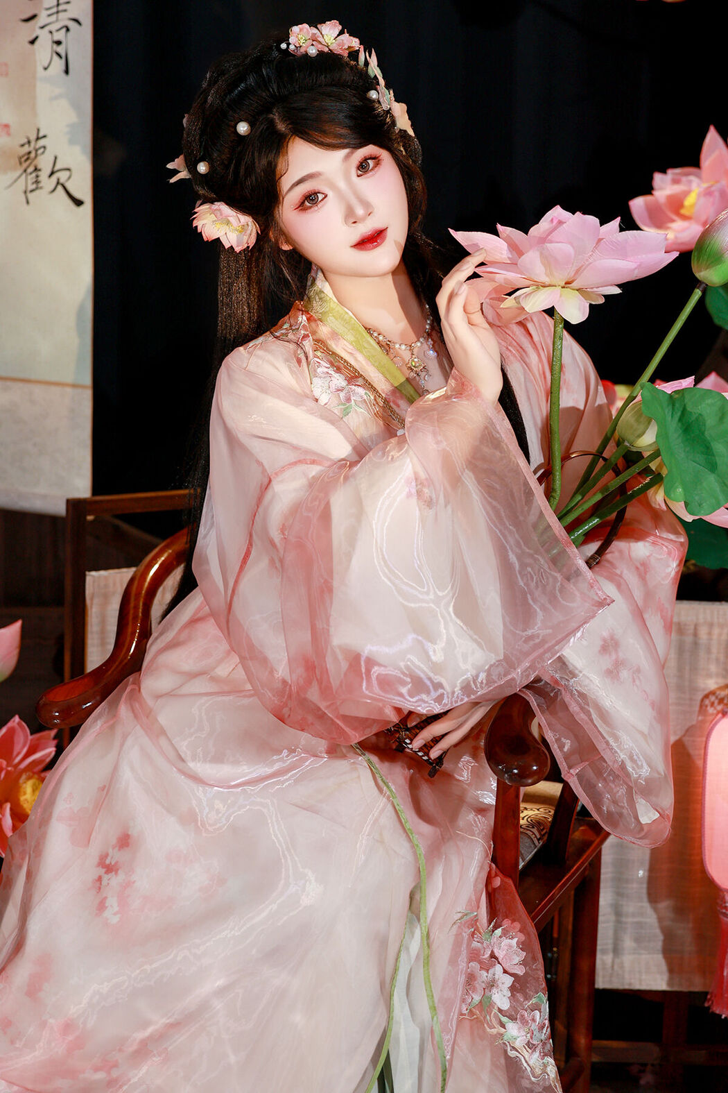 YiTuYu艺图语 Vol.7522 Kailin Jiang Cover Photo