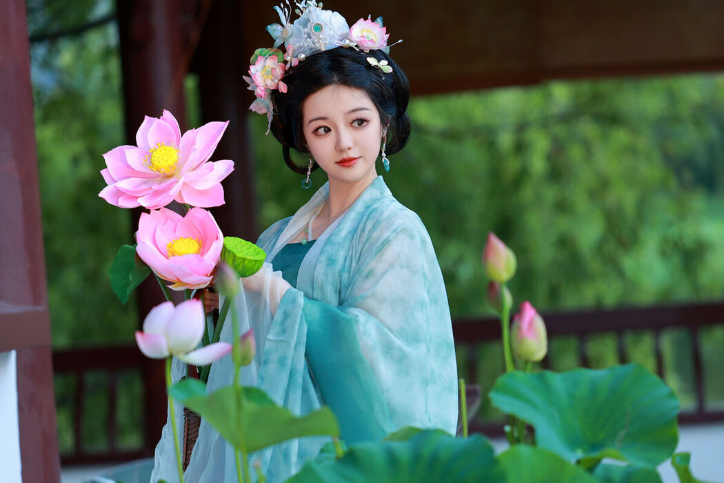 YiTuYu艺图语 Vol.7419 Bu Ke Ai De He He Miao