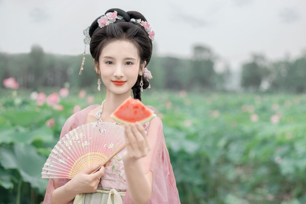 YiTuYu艺图语 Vol.7351 Elsa
