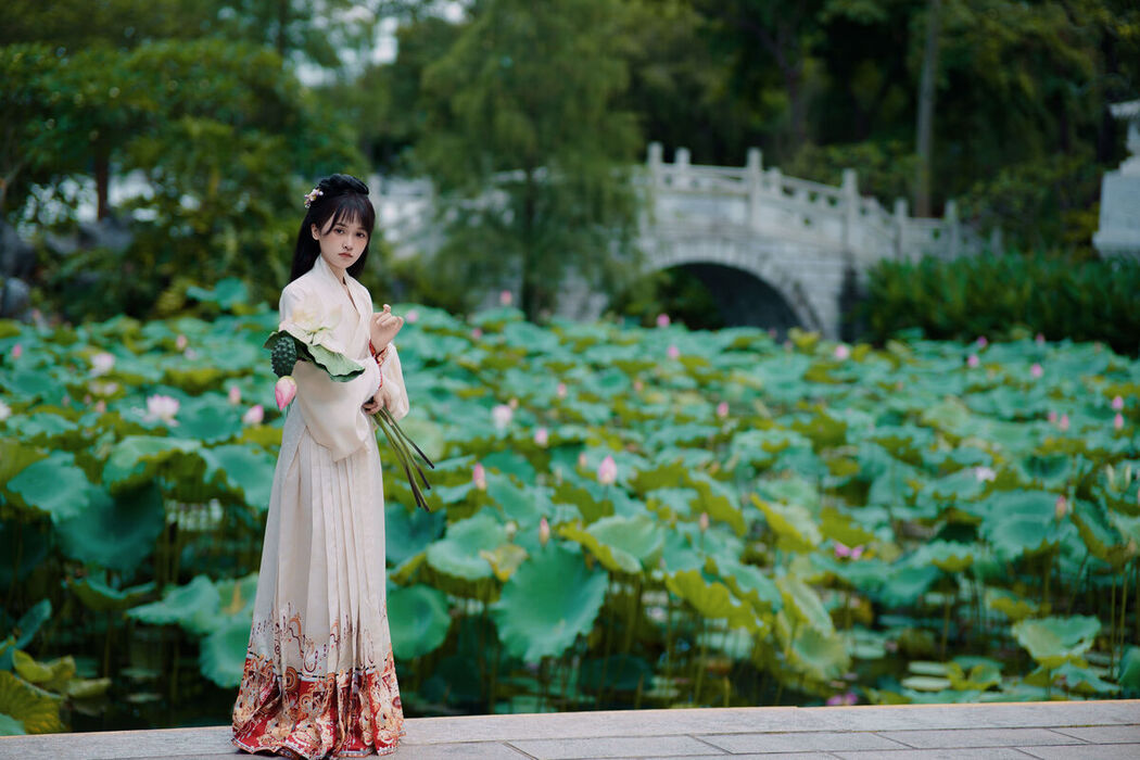 YiTuYu艺图语 Vol.7433 Xiao Xiao Yu