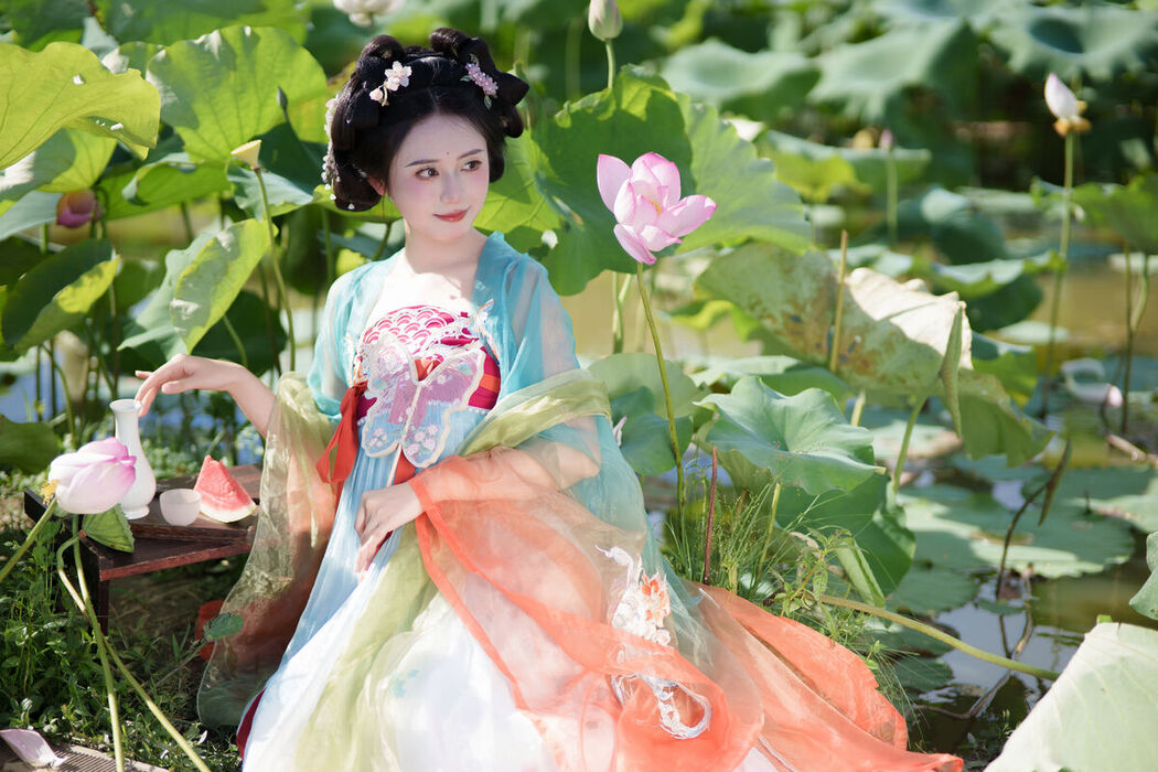 YiTuYu艺图语 Vol.7376 Shu Pian Yoyi