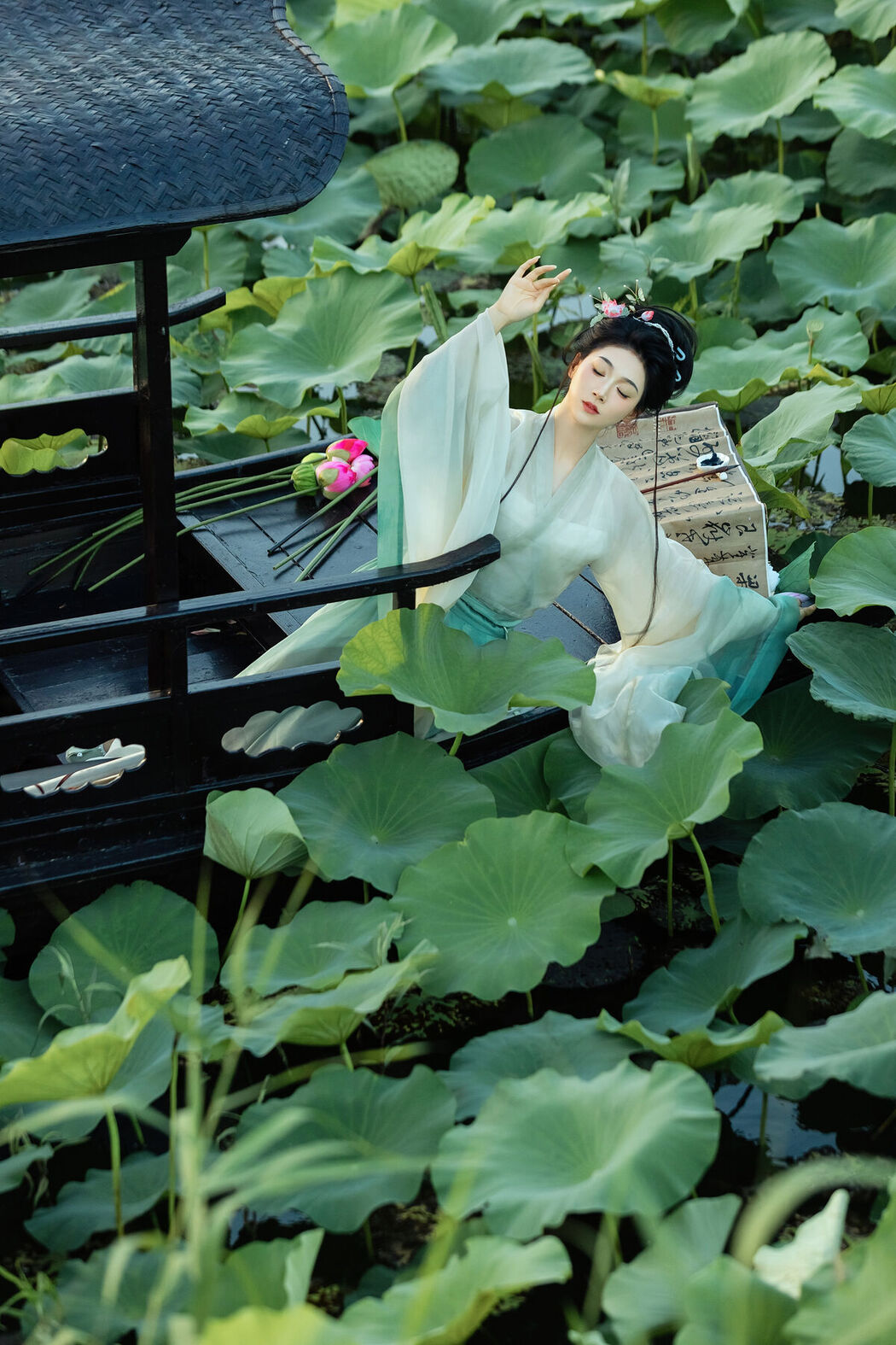 YiTuYu艺图语 Vol.7476 La Tu Tou