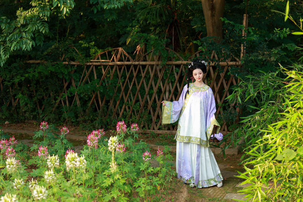 YiTuYu艺图语 Vol.7391 Bu Ke Ai De He He Miao