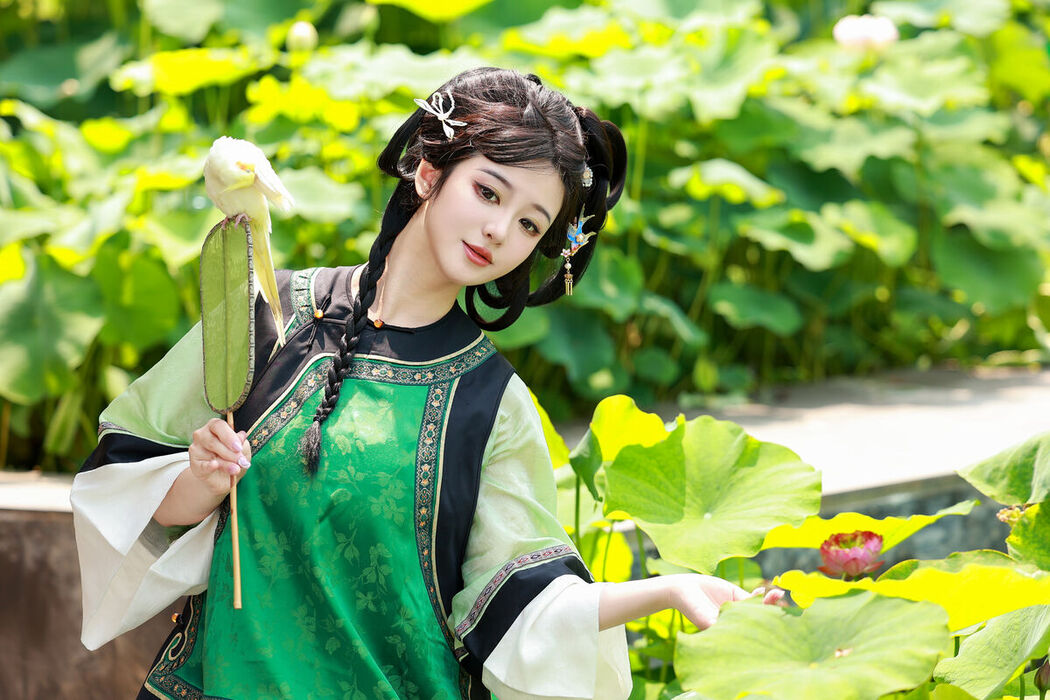 YiTuYu艺图语 Vol.7399 Bu Ke Ai De He He Miao
