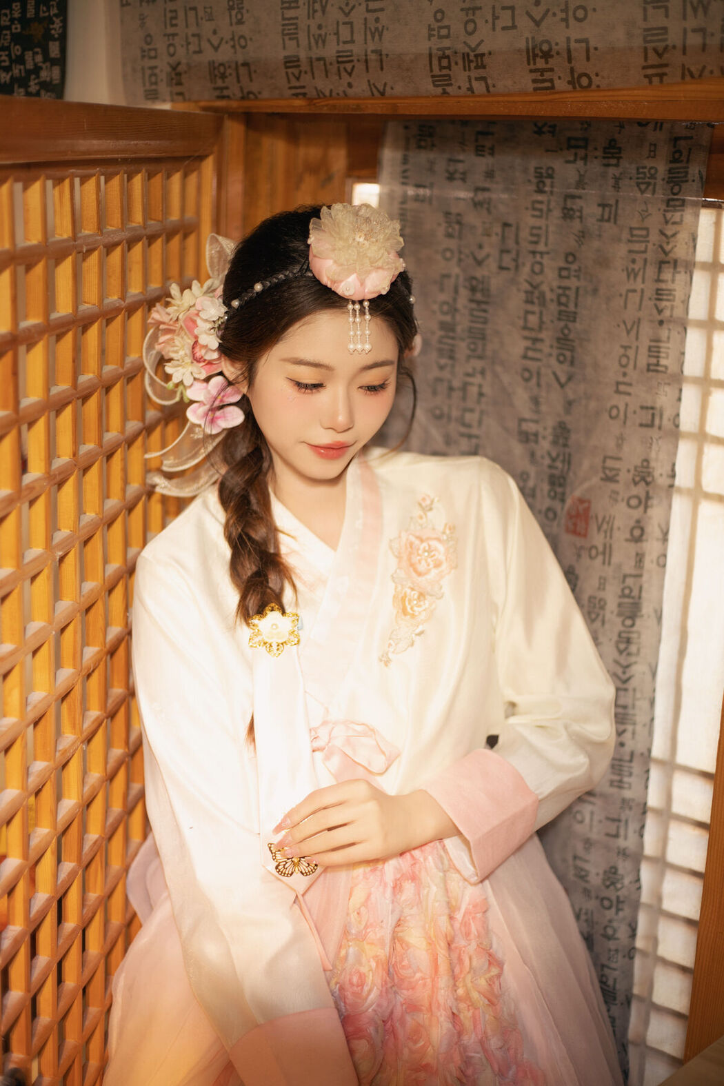 YiTuYu艺图语 Vol.7340 Fei Tian Xiao Mo Nu
