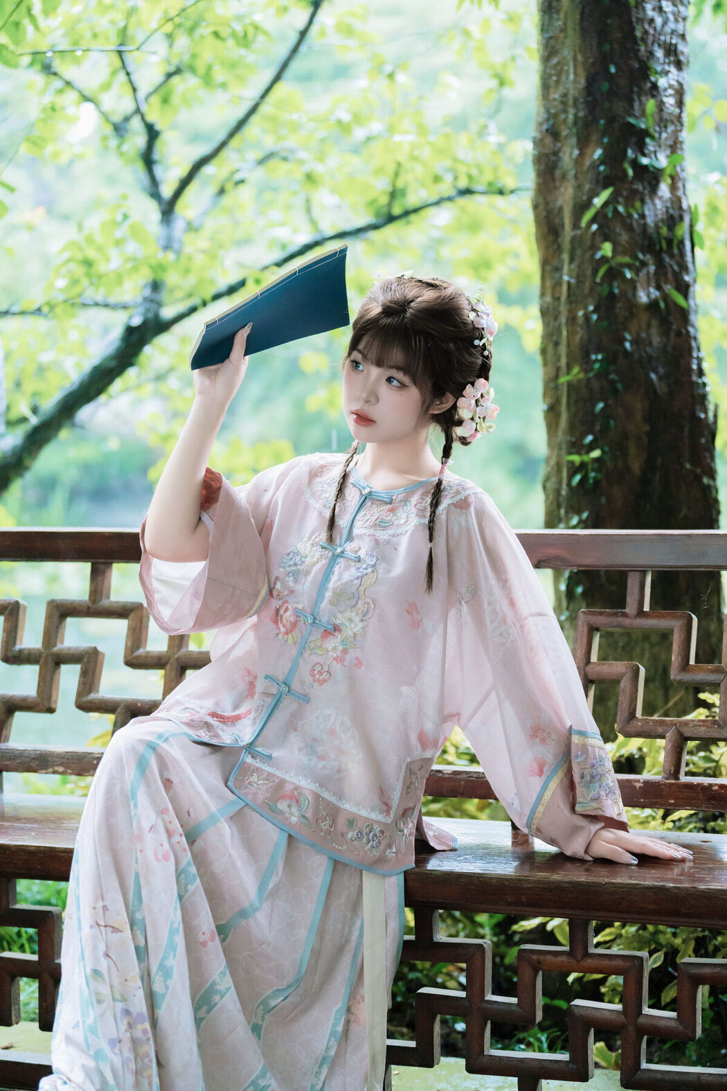 YiTuYu艺图语 Vol.7341 Sai De Guo Xi Li Ma