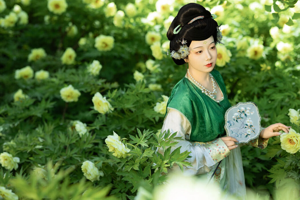 YiTuYu艺图语 Vol.7360 Hu Tu Tu Tu Tu Tu