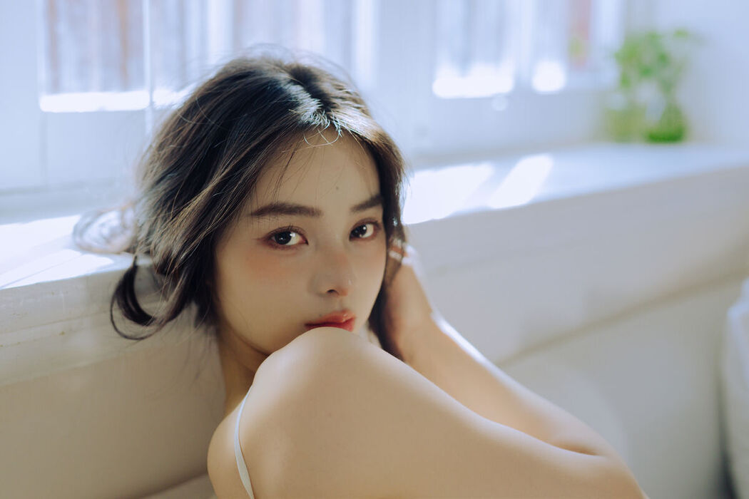 YiTuYu艺图语 Vol.7516 Xiao Jie