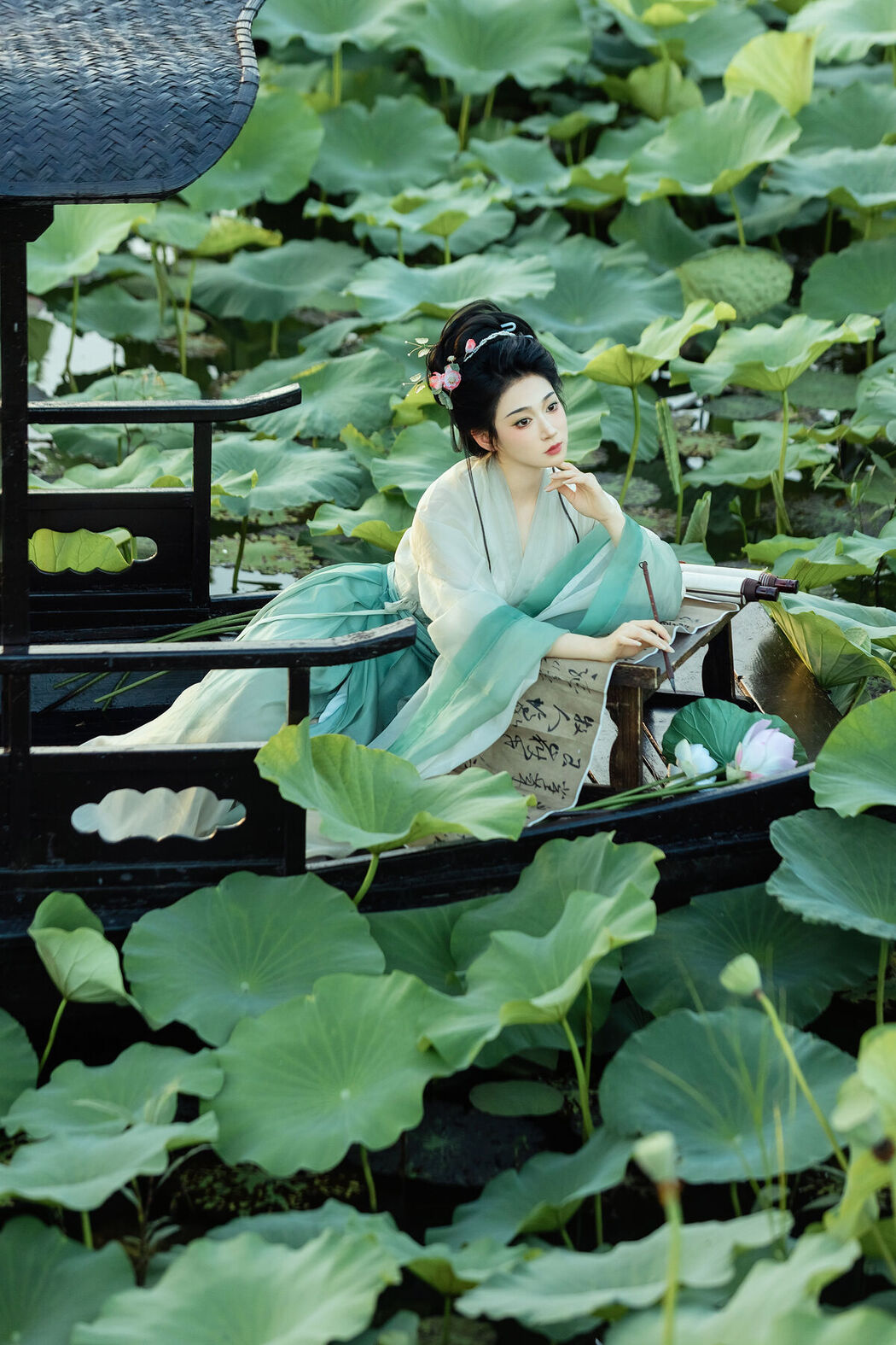 YiTuYu艺图语 Vol.7476 La Tu Tou