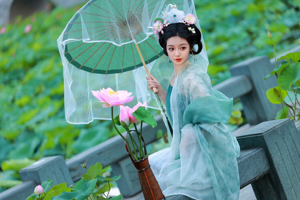 YiTuYu艺图语 Vol.7419 Bu Ke Ai De He He Miao