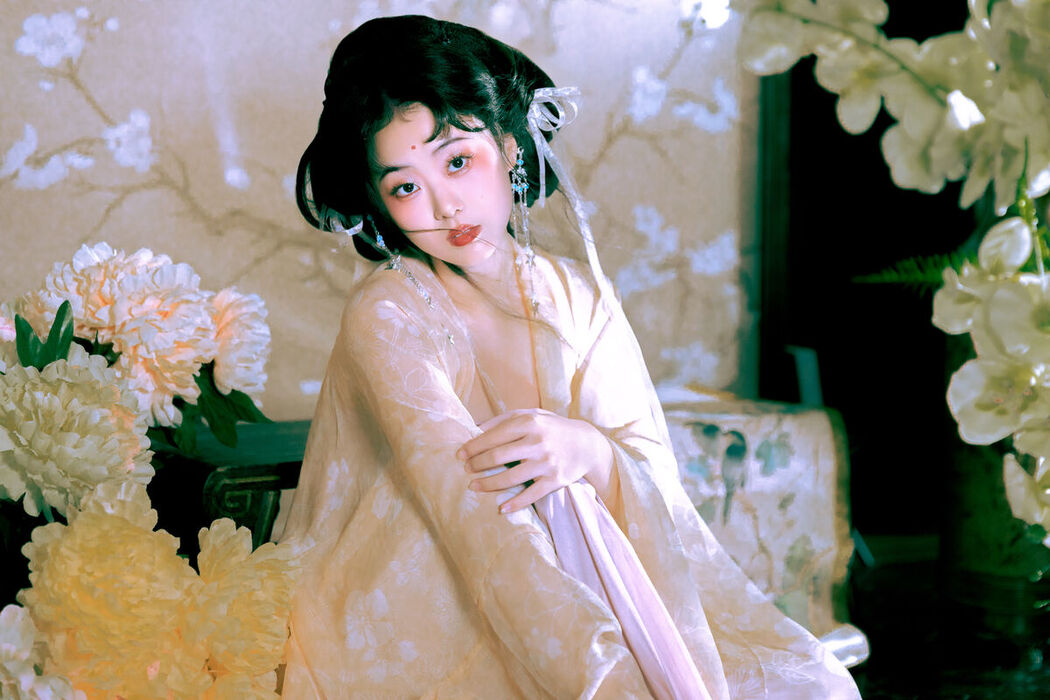 YiTuYu艺图语 Vol.7496 Yi Yi