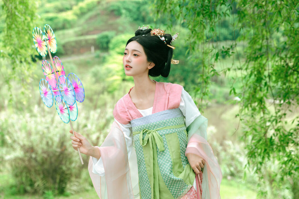YiTuYu艺图语 Vol.7455 Leng Ku Wang Ye