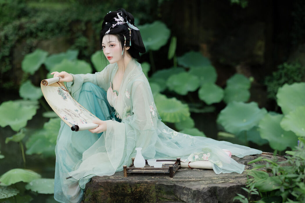 YiTuYu艺图语 Vol.7508 Zhuang Zi Qing