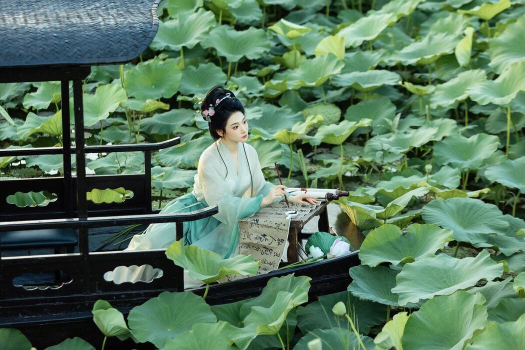 YiTuYu艺图语 Vol.7476 La Tu Tou