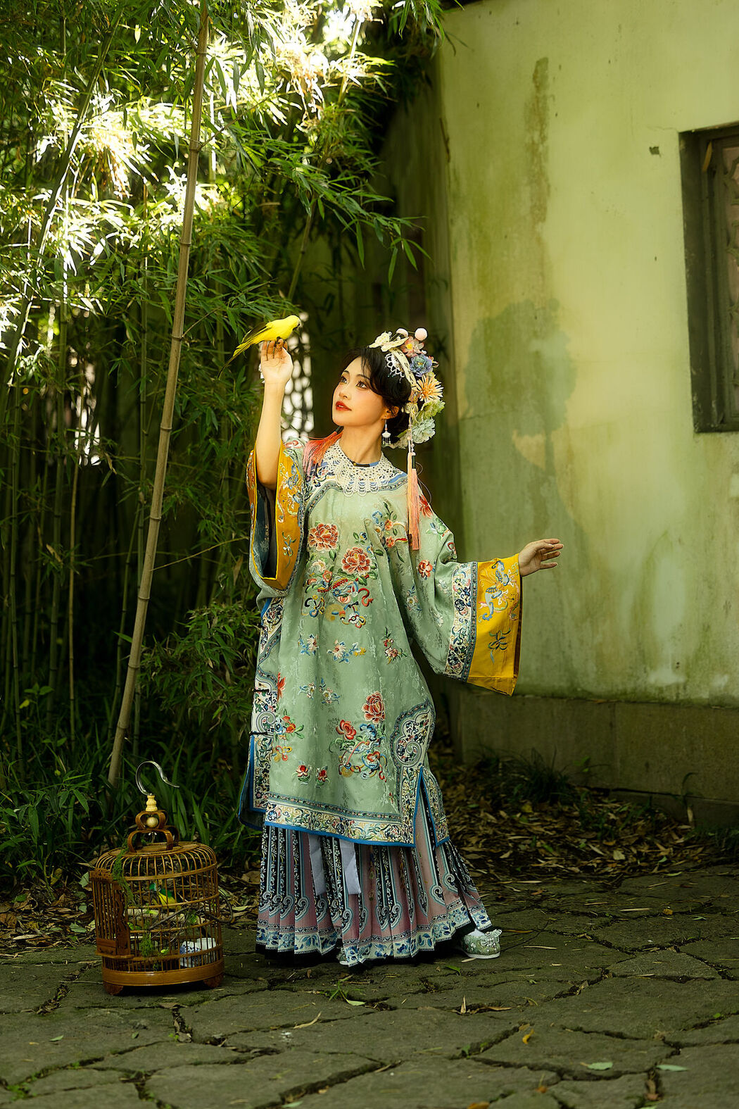YiTuYu艺图语 Vol.7346 Yue Yue Er Yu Shi