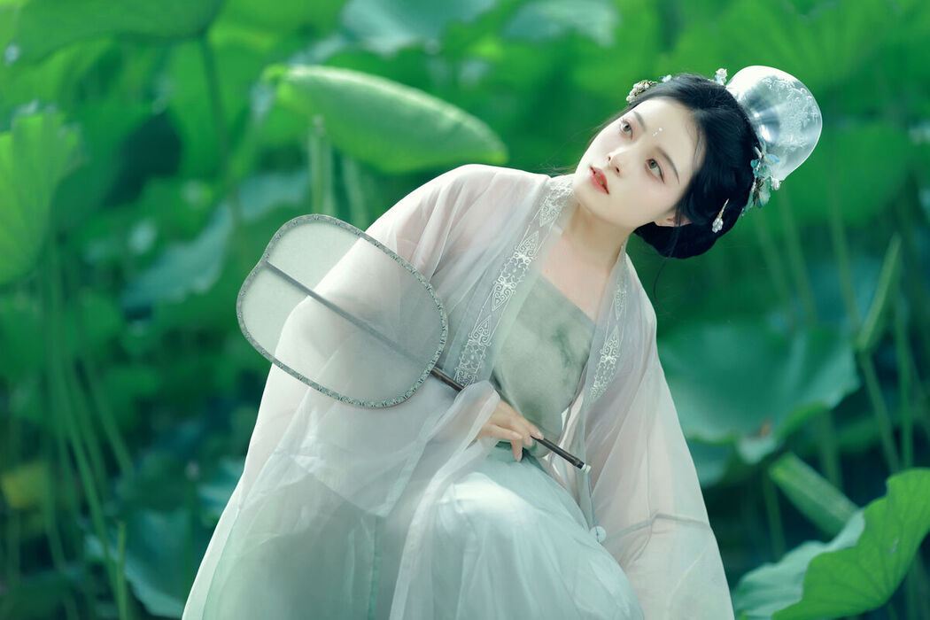 YiTuYu艺图语 Vol.7490 Sui Sui Ru Yi
