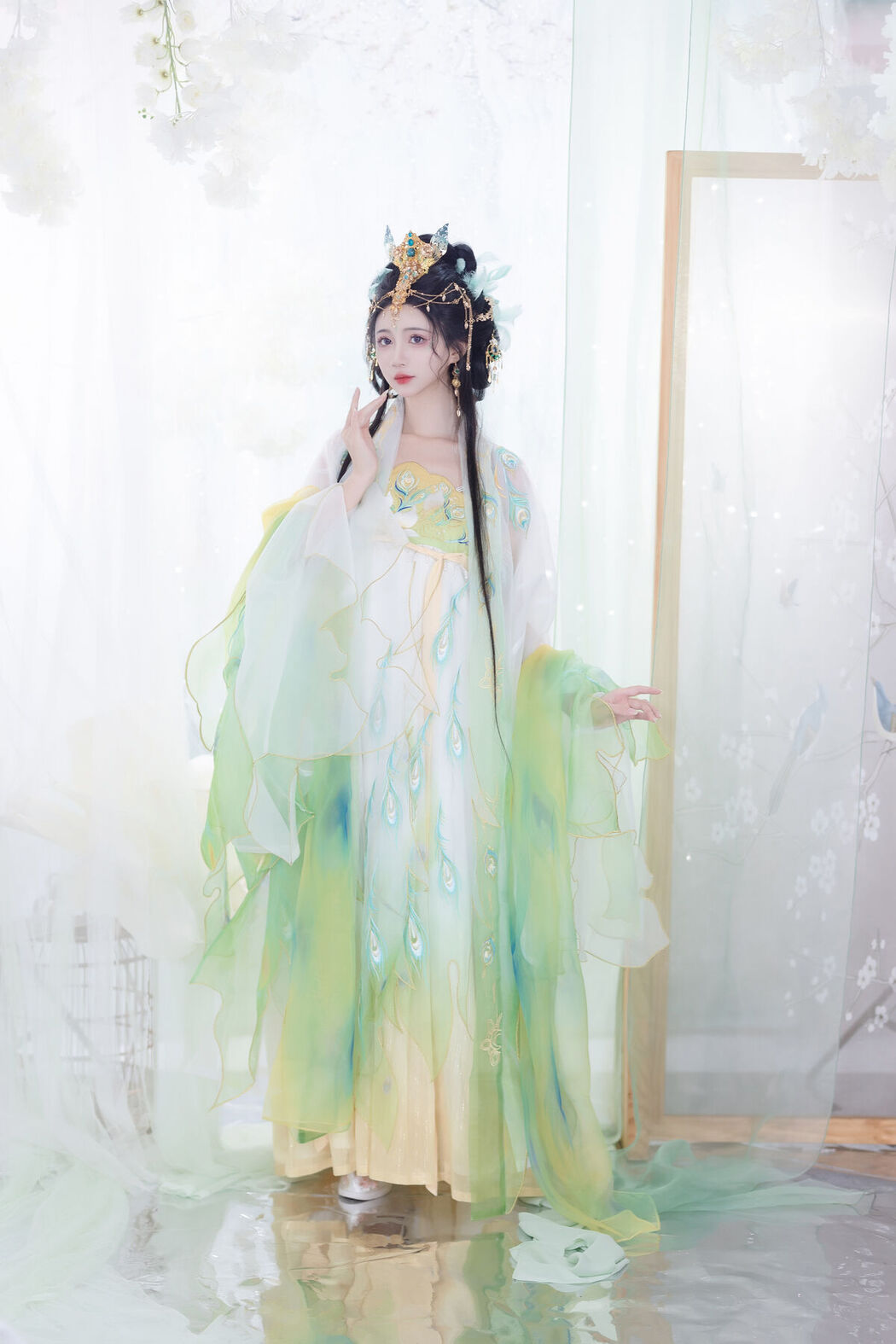 YiTuYu艺图语 Vol.7394 Qi Luo Sheng De Xiao Su Su