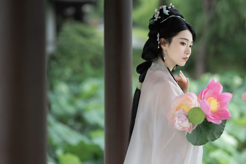 YiTuYu艺图语 Vol.7383 La Tu Tou