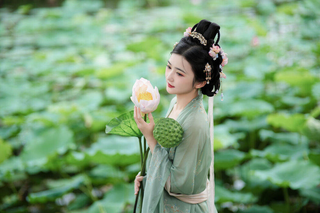 YiTuYu艺图语 Vol.7529 Dan Gao De Dan Dan