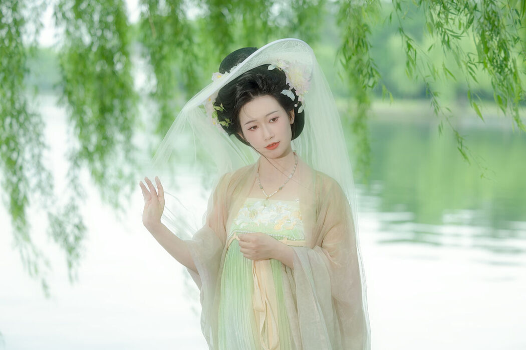 YiTuYu艺图语 Vol.7473 Zhi Shi